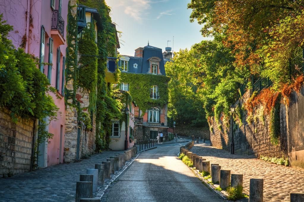 Les plus belles adresses pour un brunch d'été autour de Montmartre depuis l'Hôtel Barnett