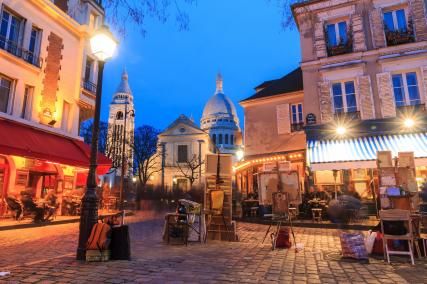 A Perfect Day in Montmartre in Spring At The Hôtel Barnett