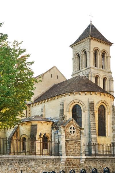 Hôtel Barnett - Saint-Pierre de Montmartre Church